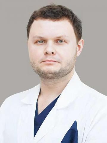 Хирург Усатов Дмитрий Андреевич Хирург Усатов Дмитрий Андреевич