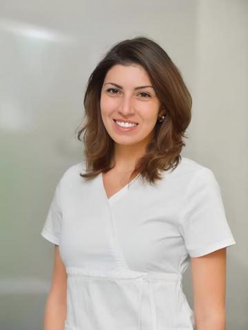 Терапевт Адлейба Амина Славовна