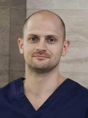 Хирург Ахтанин Евгений Александрович Хирург Ахтанин Евгений Александрович