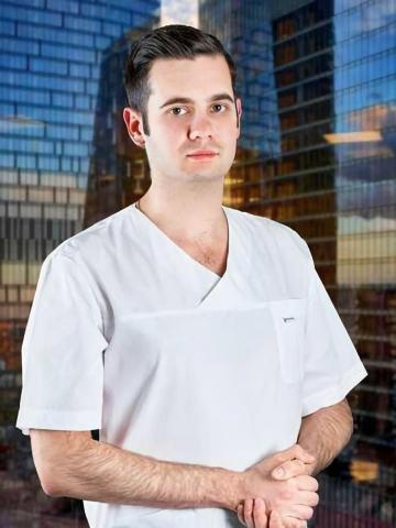 Хирург Василенко Игорь Владимирович Хирург Василенко Игорь Владимирович