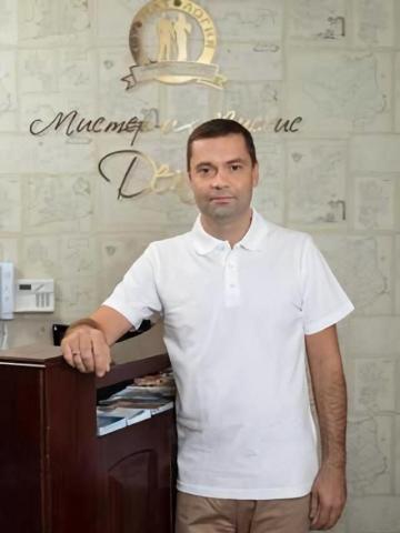 Хирург Федоров Роман Николаевич