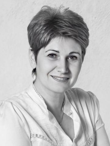 Пародонтолог Маринова Лариса Николаевна Пародонтолог Маринова Лариса Николаевна