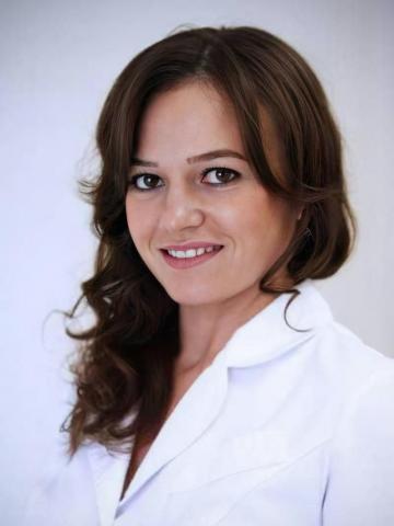 Терапевт Торосян (Басманова) Екатерина Павловна