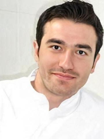 Ортодонт Алиев Нуман Мехманович Ортодонт Алиев Нуман Мехманович