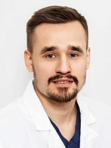 Хирург Гераськов Николай Васильевич Хирург Гераськов Николай Васильевич