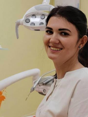 Ортодонт Куванова Мария Игоревна Ортодонт Куванова Мария Игоревна