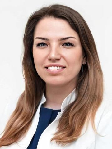 Хирург Максимова Алена Олеговна