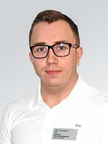 Хирург Яневский Антон Владимирович