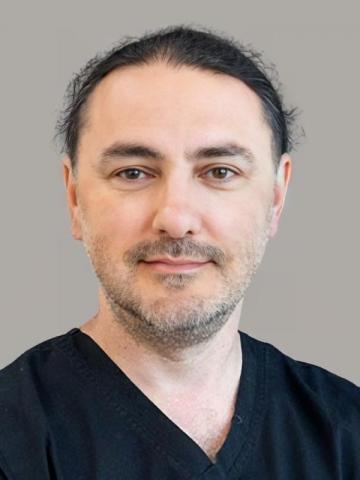 Хирург Исмаилов Роберт Хирург Исмаилов Роберт