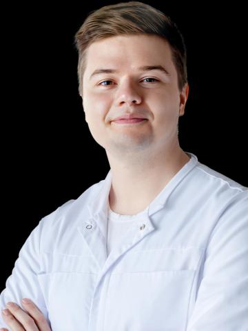 Хирург Фроловичев Кирилл Андреевич Хирург Фроловичев Кирилл Андреевич