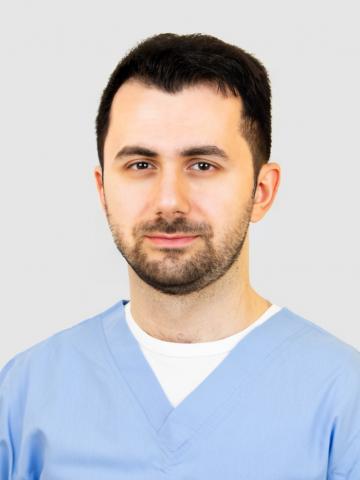 Хирург Давидов Намик Рашбилович Хирург Давидов Намик Рашбилович