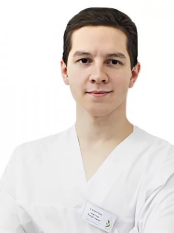 Терапевт Халиулин Артем Ренатович