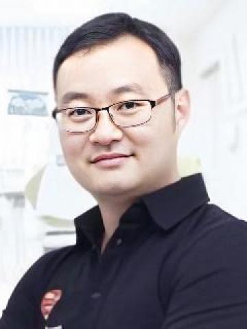 Терапевт Кунст Анатолий Сергеевич