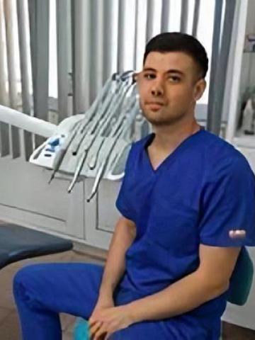 Терапевт Нагиев Рустам Эльдарович