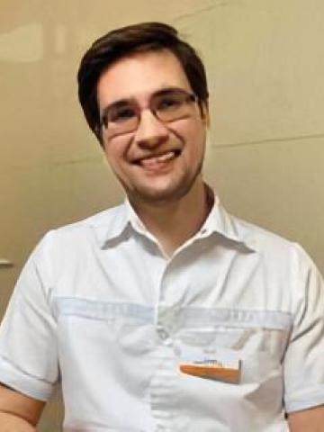 Терапевт Новиков Руслан Николаевич