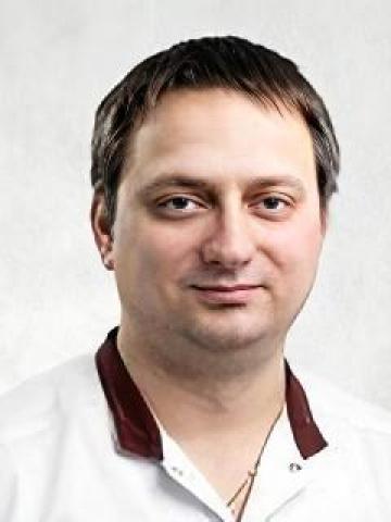 Ортопед Холодов Илья Олегович