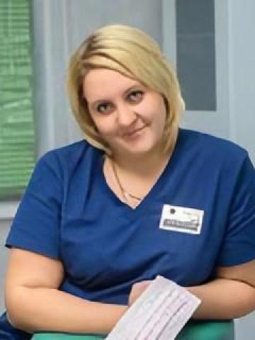 Хирург Ломова Карина Александровна