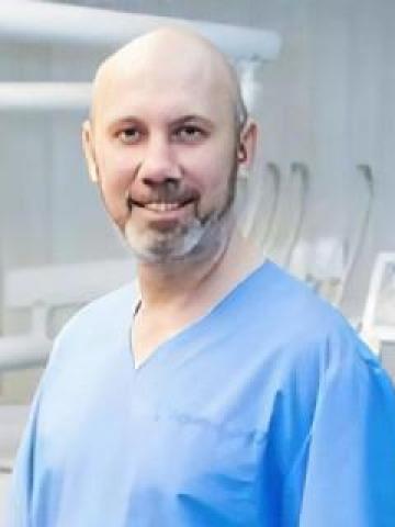Хирург Савин Эдуард Васильевич Хирург Савин Эдуард Васильевич