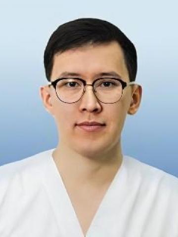 Терапевт Неминов Санчир Андреевич