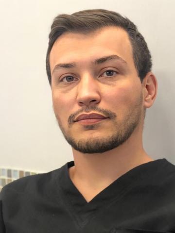 Хирург Магомедов Магомед Ильясович