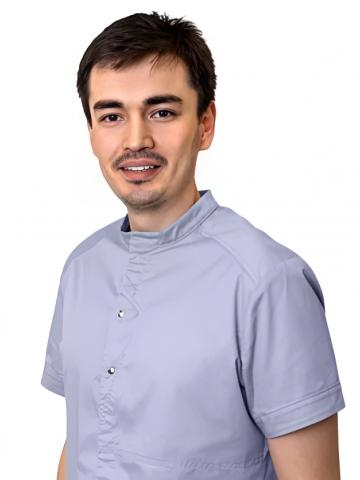 Хирург Абдумавланов Азамат 