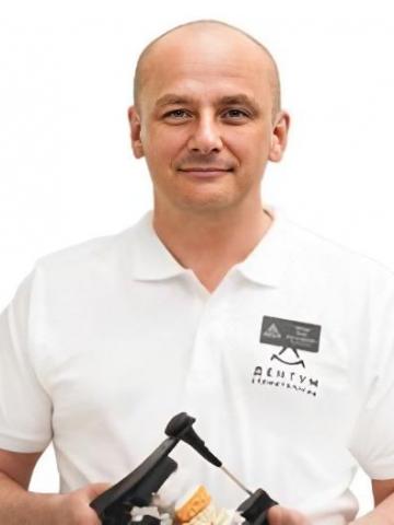 Ортопед Клоков Роман Александрович Ортопед Клоков Роман Александрович