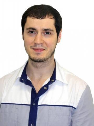 Терапевт Гасанов Заур Абдурашидович