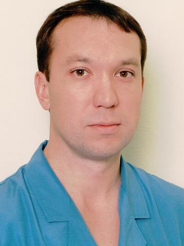 Терапевт Бердиев Андрей Александрович