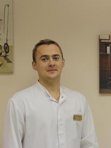 Хирург Соловьев Максим Иванович