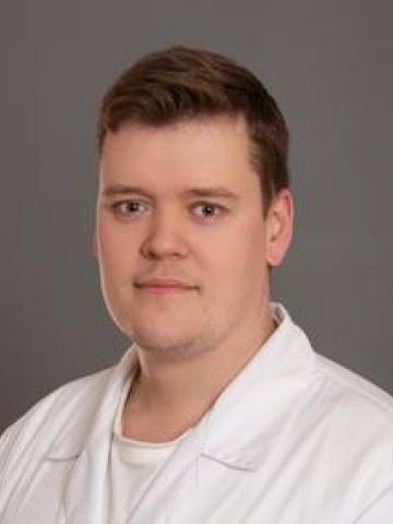 Терапевт Жуков Дмитрий Витальевич