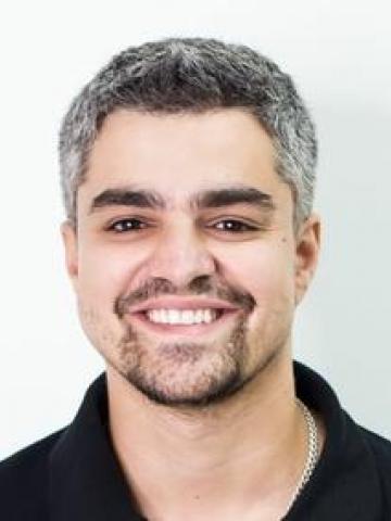 Ортопед Валиев Рустам Курбанмагомедович