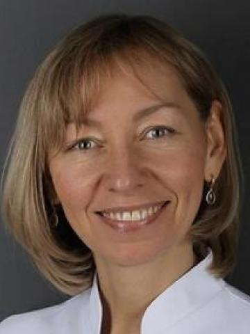 Терапевт Златанова Анастасия Ивановна