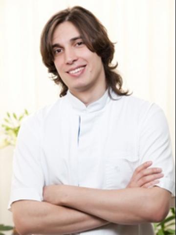 Терапевт Ростковский Роман Дмитриевич