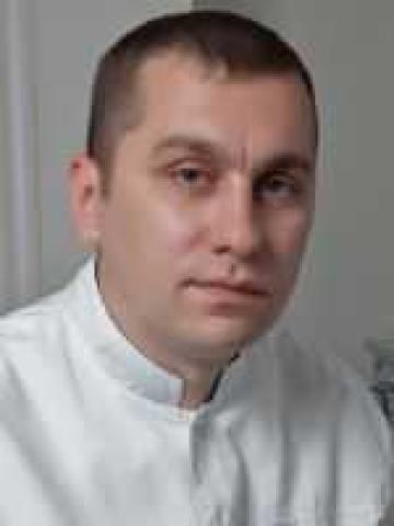 Терапевт Кутлакаев Сергей Дмитриевич