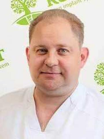 Ортопед Алекперов Роман Борисович