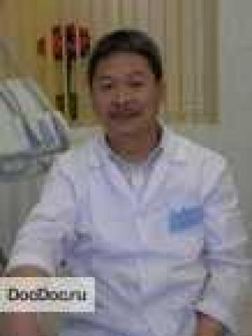 Ортопед Ли Вячеслав Алексеевич Ортопед Ли Вячеслав Алексеевич