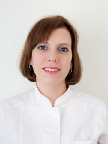 Ортодонт Хачатрян Ани Сасуновна