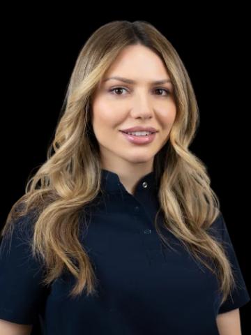 Ортодонт Маллаева Арлетта Бекхановна