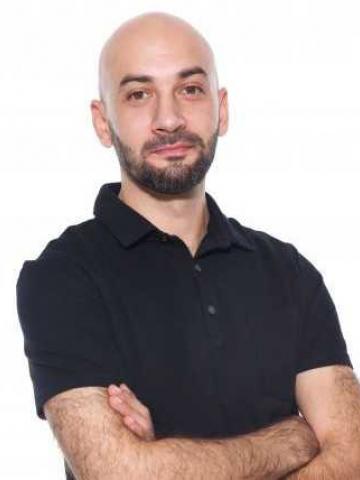 Хирург Урусов Рустам Измаилович