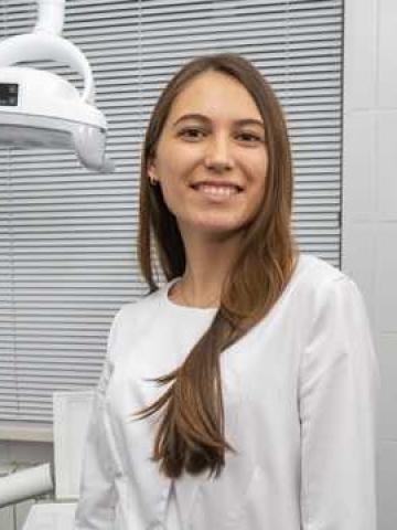 Ортодонт Юстин Снежана Валерьевна