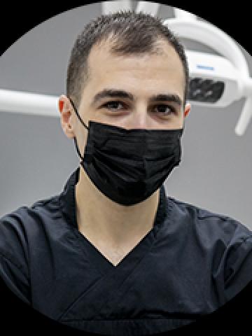 Хирург Худавердян Артур Врежович