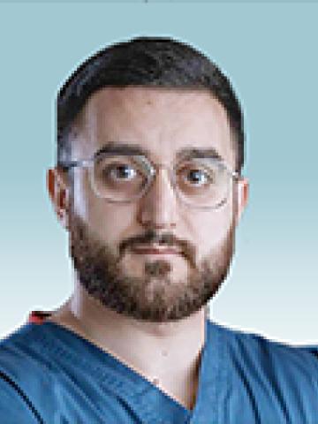 Хирург Манашеров Михаил Ризаевич