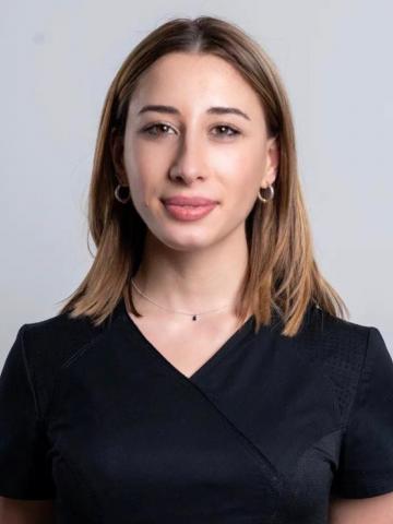 Ортодонт Ахматова Шахи Ахматовна