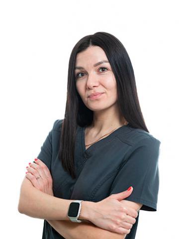 Терапевт Яницкая Елена Азеровна