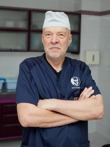 Хирург Ушаков Андрей Иванович Хирург Ушаков Андрей Иванович